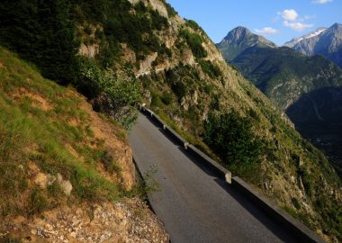 The Road to Auris by e-bike