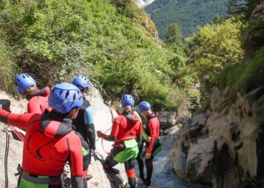 Canyoning with le bureau des guides de la Grave