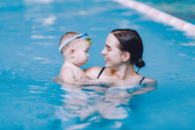 Baby swimming lesson_Vaujany