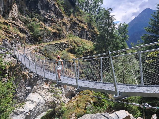 Guided hike – On the heights of Saint Christophe en Oisans_Saint-Christophe-en-Oisans