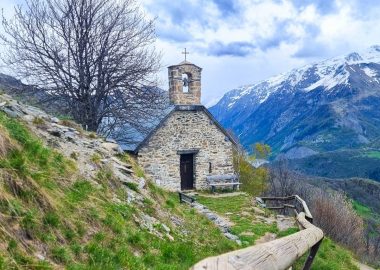 Hameau de Cluy – Hiking from Auris-en-Oisans resort