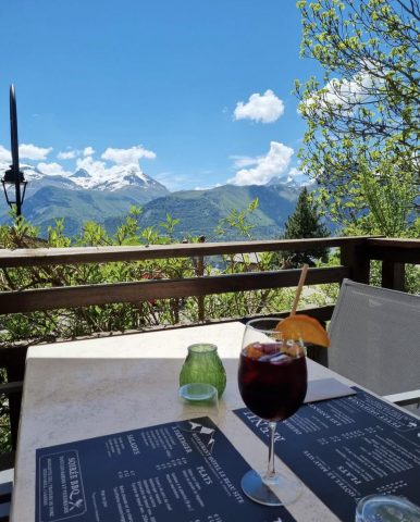 Hotel / restaurant “Le Beau Site_Auris-en-Oisans