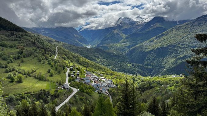 Heritage orientation course: hamlets of Auris “Les Cours – Les Châtains”_Auris-en-Oisans