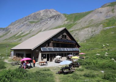 Alpe de Villar d’Arène Mountain hut (FFCAM)