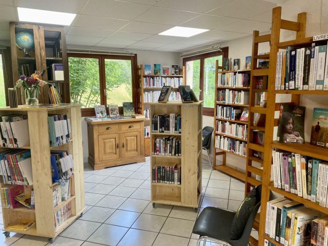 Auris en Oisans public library_Auris-en-Oisans