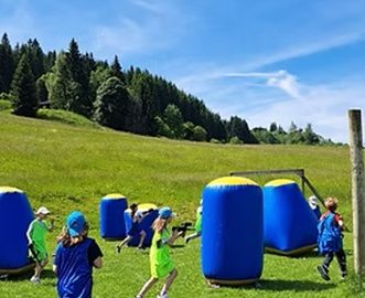 Outdoor laser game