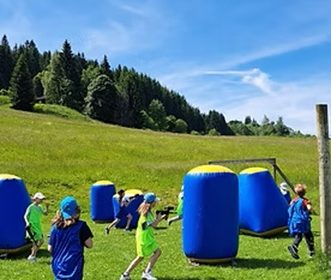 Outdoor laser game