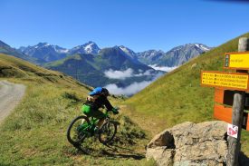 Guided E-MTB (electric) Hiking Trip