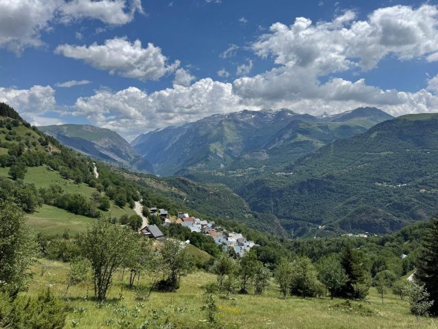 On the final climb—Village des Cours