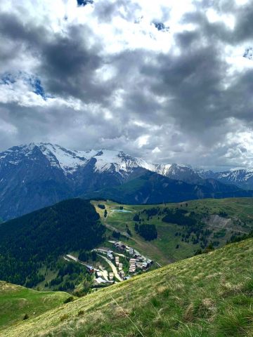 Resort and forest above the Col de Maronne, heading toward Les Sures