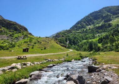 Gorges de Sarenne – Hiking from Auris-en-Oisans and Cluy resorts